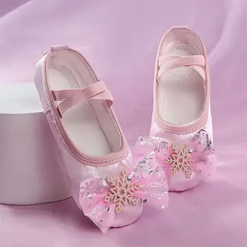 1 пара атласных танцевальных туфель для девочек, красивые балетные туфли с бантиком, мягкая подошва, кружевные туфли для принцессы, балетки